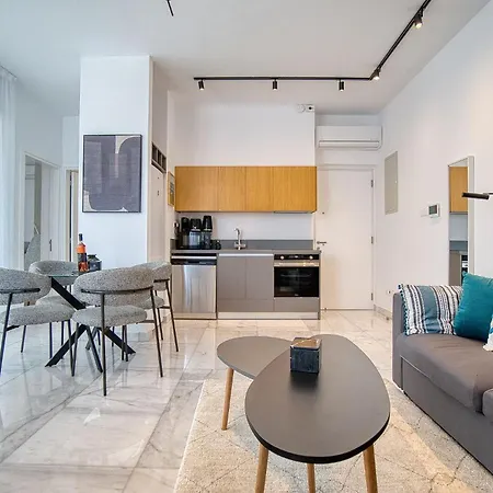 Apartman Modern Sea-view Work Apartment, Sit-stand Desk, Pool, Gym & Walk To Old Town